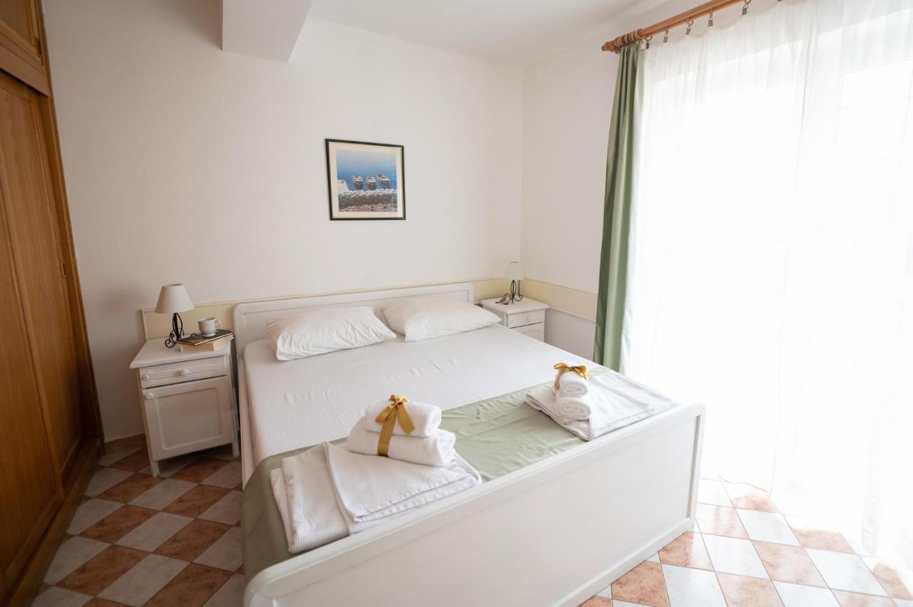 Apartmani Marin No1. Vodice Exterior foto